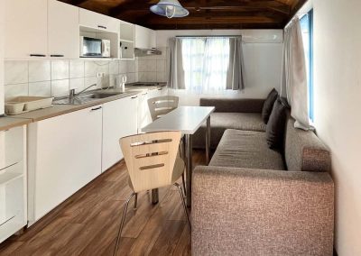 Balaton parti szállás Star mobilház Mirabella Camping nappali