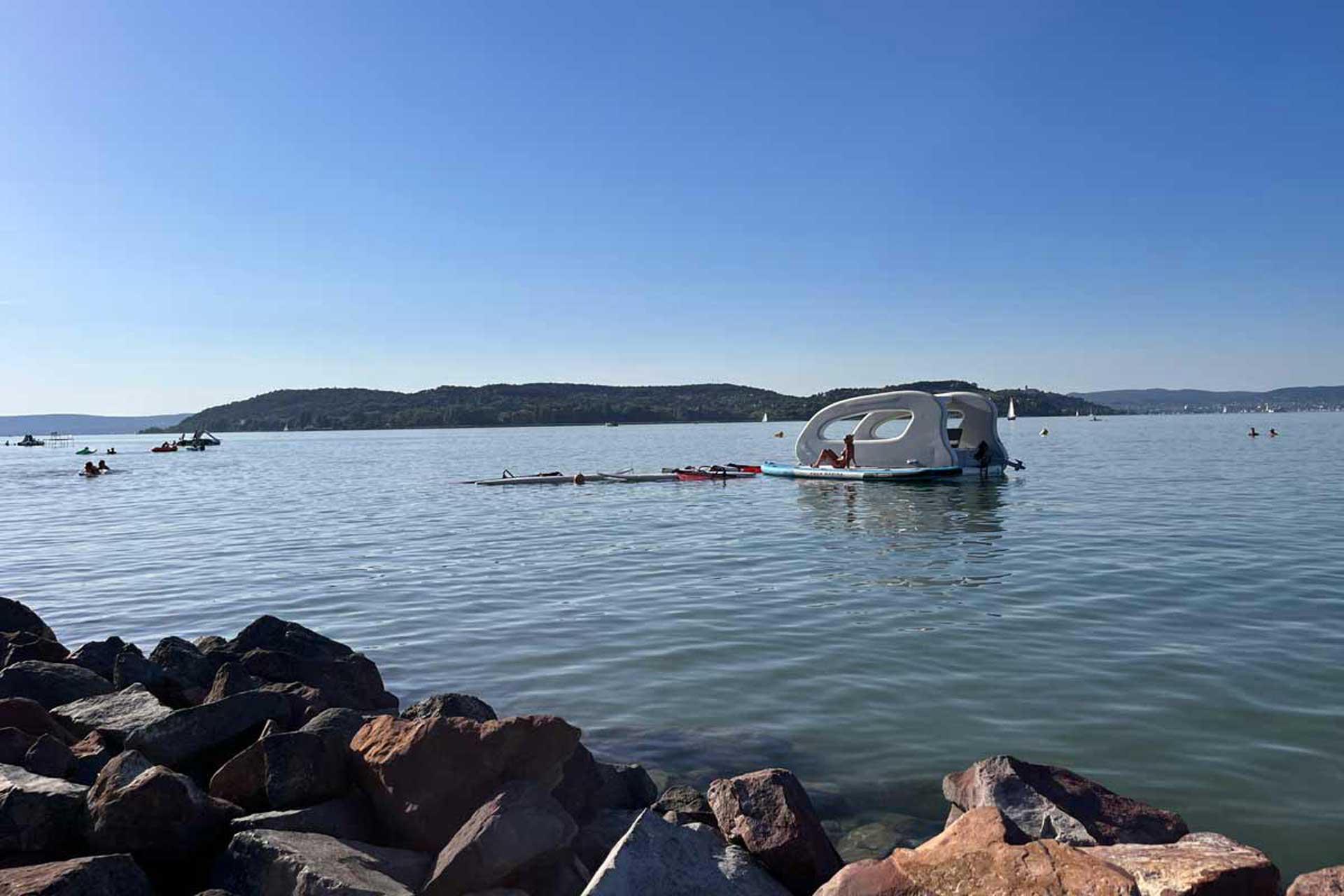 Waterfront Lifestyle in Zamárdi 8 waterfront accommodation Balaton Mirabella Camping Zamárdi e catamaran